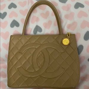 Chanel Medallion Caviar